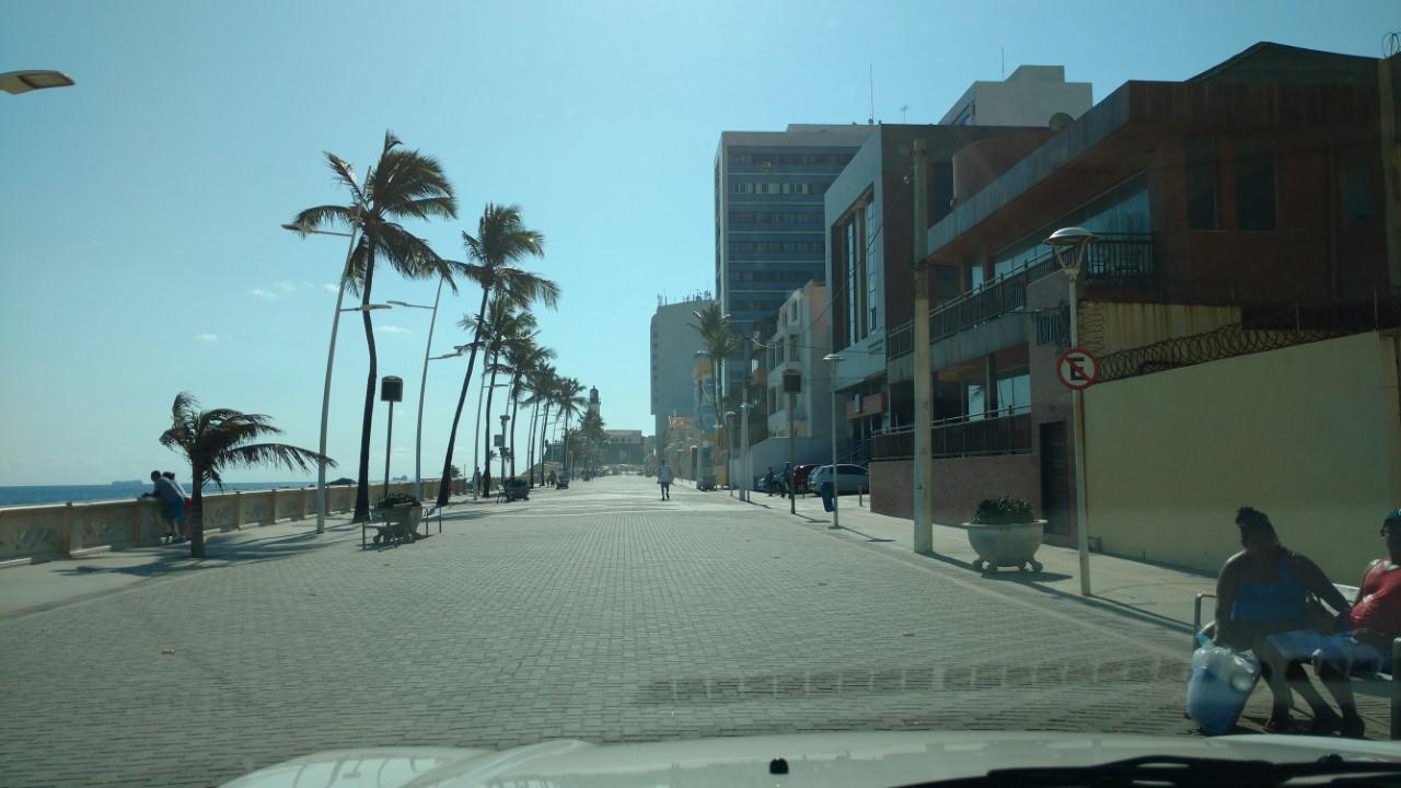Flat Avenida Oceanica Barra Apartment ซัลวาดอร์ ภายนอก รูปภาพ